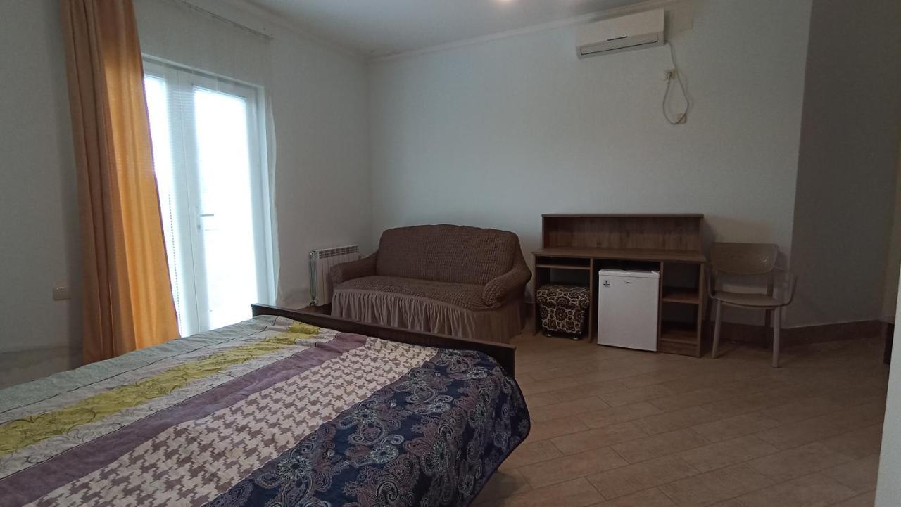 Guest House Karla Kobuleti Luaran gambar