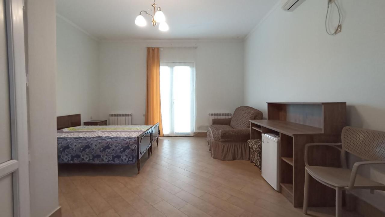 Guest House Karla Kobuleti Luaran gambar
